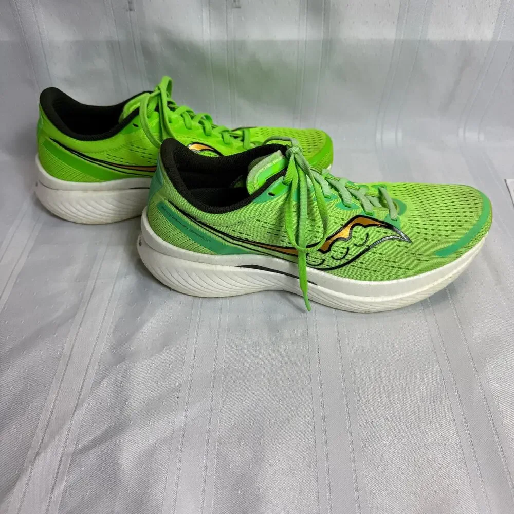 Saucony running closure